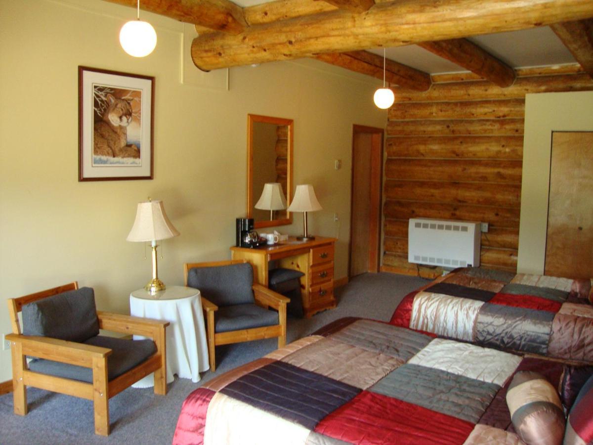 Helmcken Falls Lodge Cabin Rooms And Rv Park Clearwater Extérieur photo