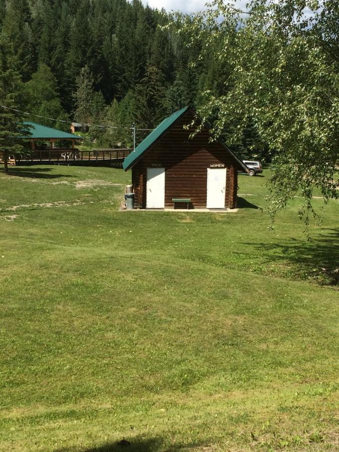 Helmcken Falls Lodge Cabin Rooms And Rv Park Clearwater Extérieur photo