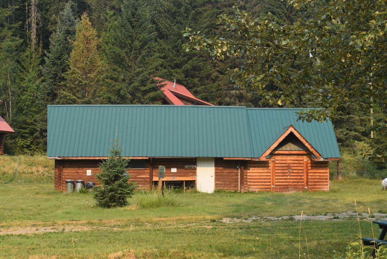 Helmcken Falls Lodge Cabin Rooms And Rv Park Clearwater Extérieur photo