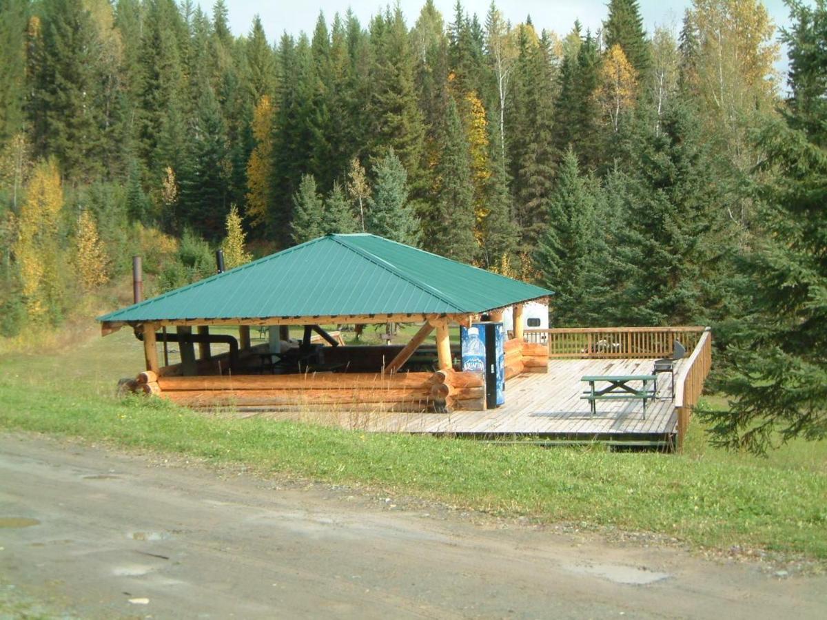 Helmcken Falls Lodge Cabin Rooms And Rv Park Clearwater Extérieur photo