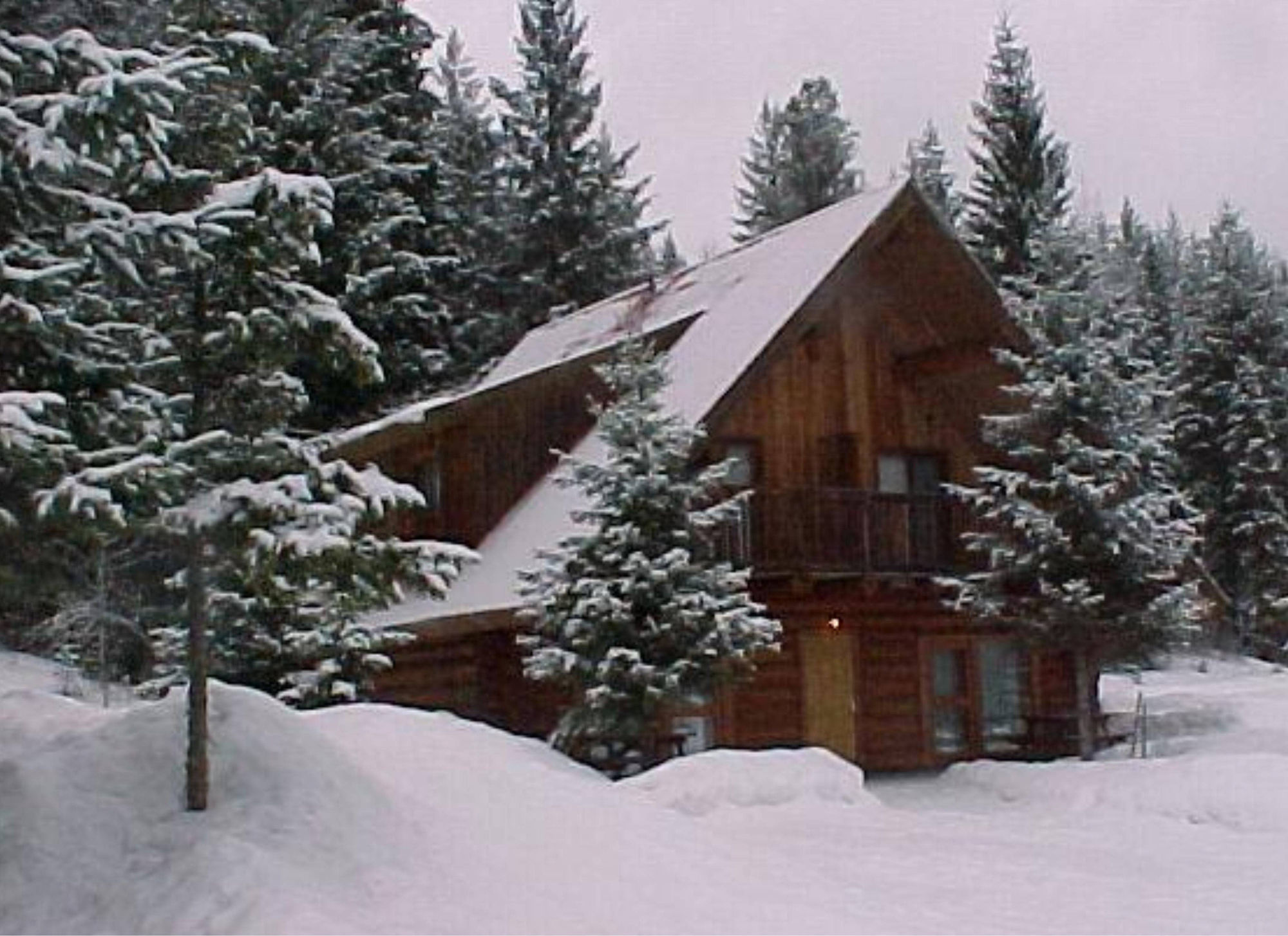 Helmcken Falls Lodge Cabin Rooms And Rv Park Clearwater Extérieur photo